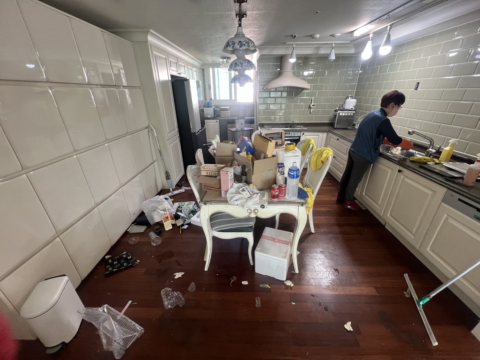 주거공간 특수청소 실제 작업사진